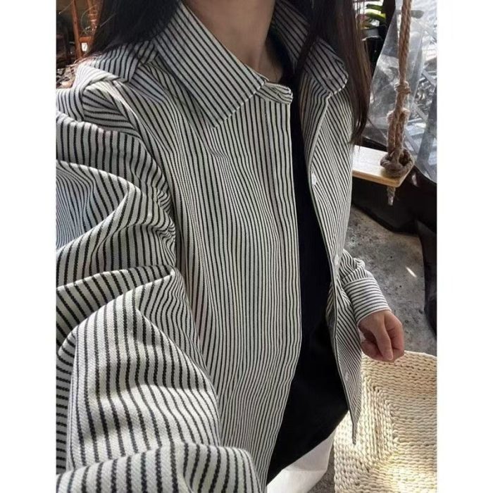Unisex Heavyweight Oversized Shirt - Retro Stripe - Image 1