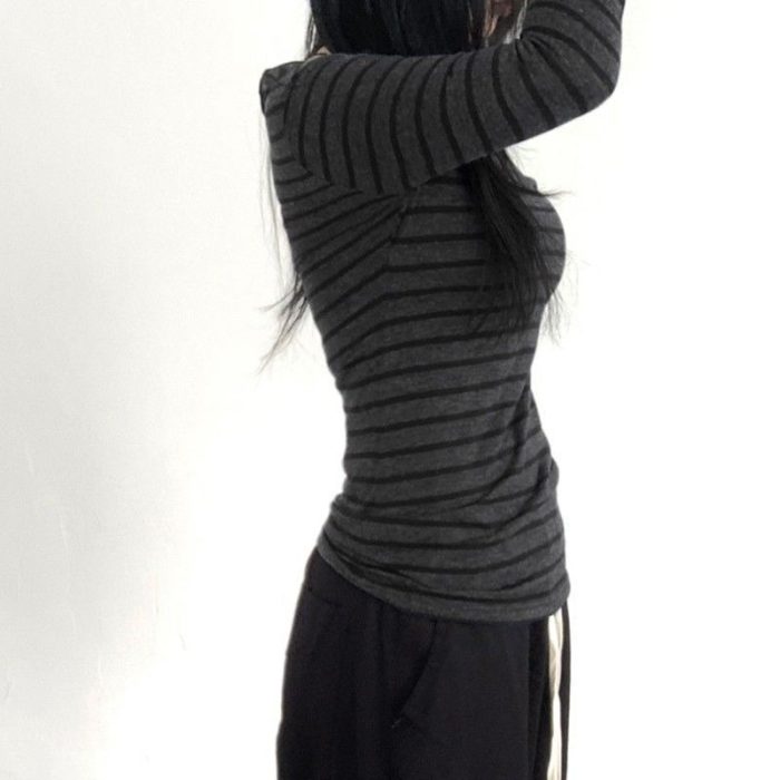 Women's Off-the-Shoulder Striped Top - Vintage Inspired Bodycon Fit - Image 3